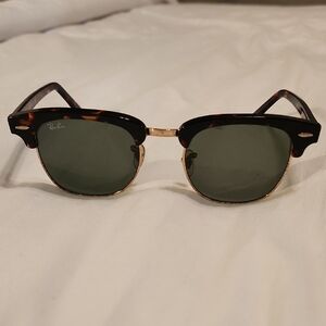 Ray-Ban Tortoise and Gold Sunglasses
